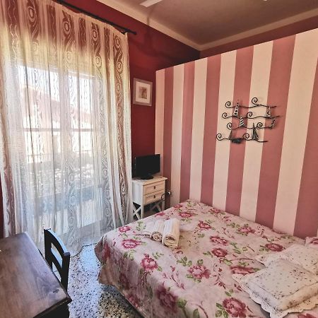 B&B San Lorentino House อาเรซโซ ภายนอก รูปภาพ