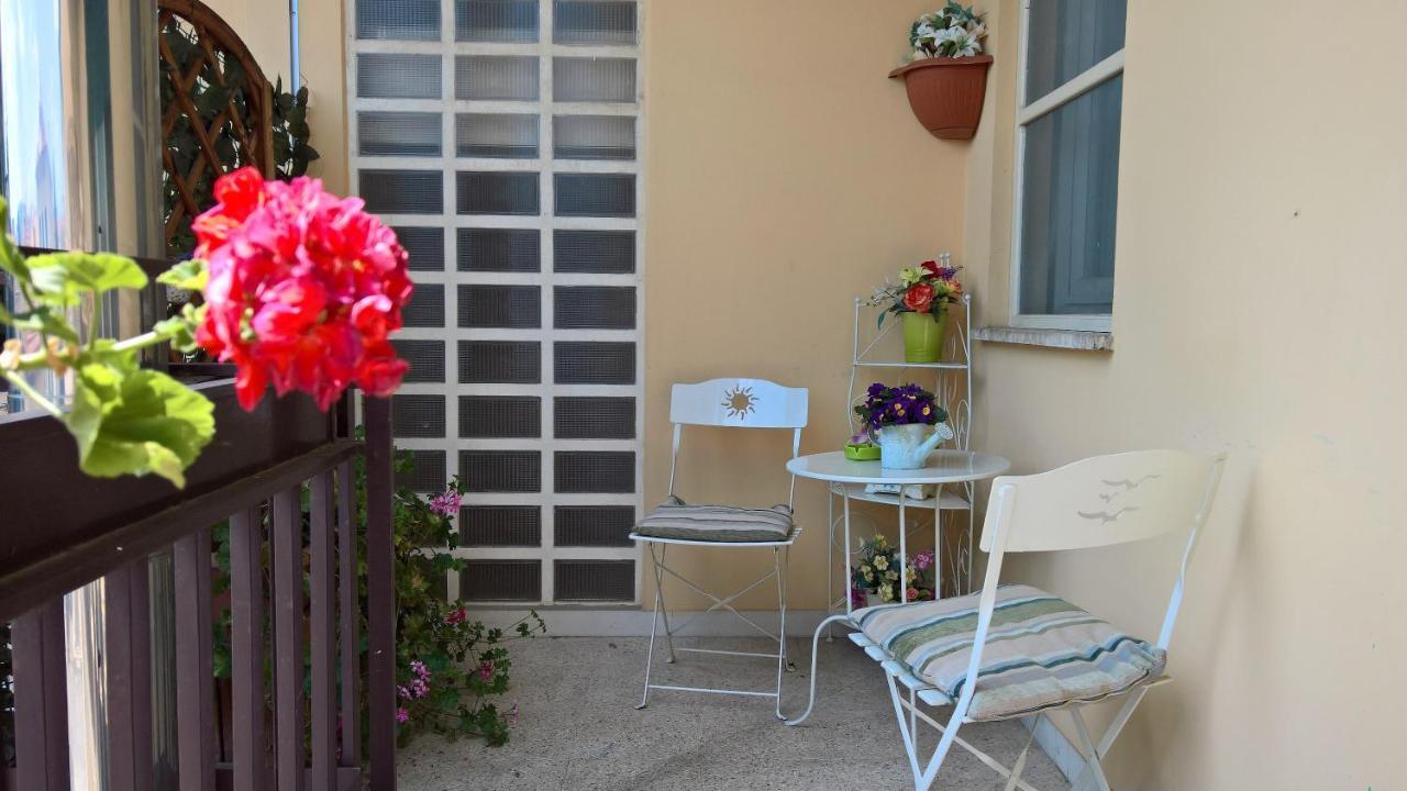 B&B San Lorentino House อาเรซโซ ภายนอก รูปภาพ